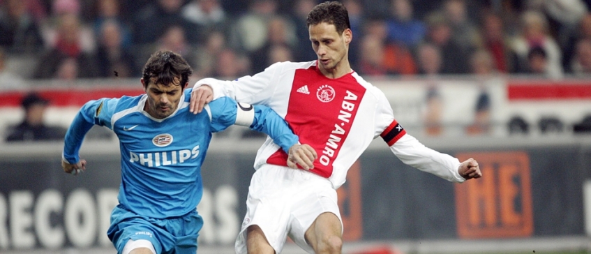 spelen Hubert Hudson overhandigen Olaf Lindenbergh: "Ajax stelt tegen AZ tweede plaats veilig"